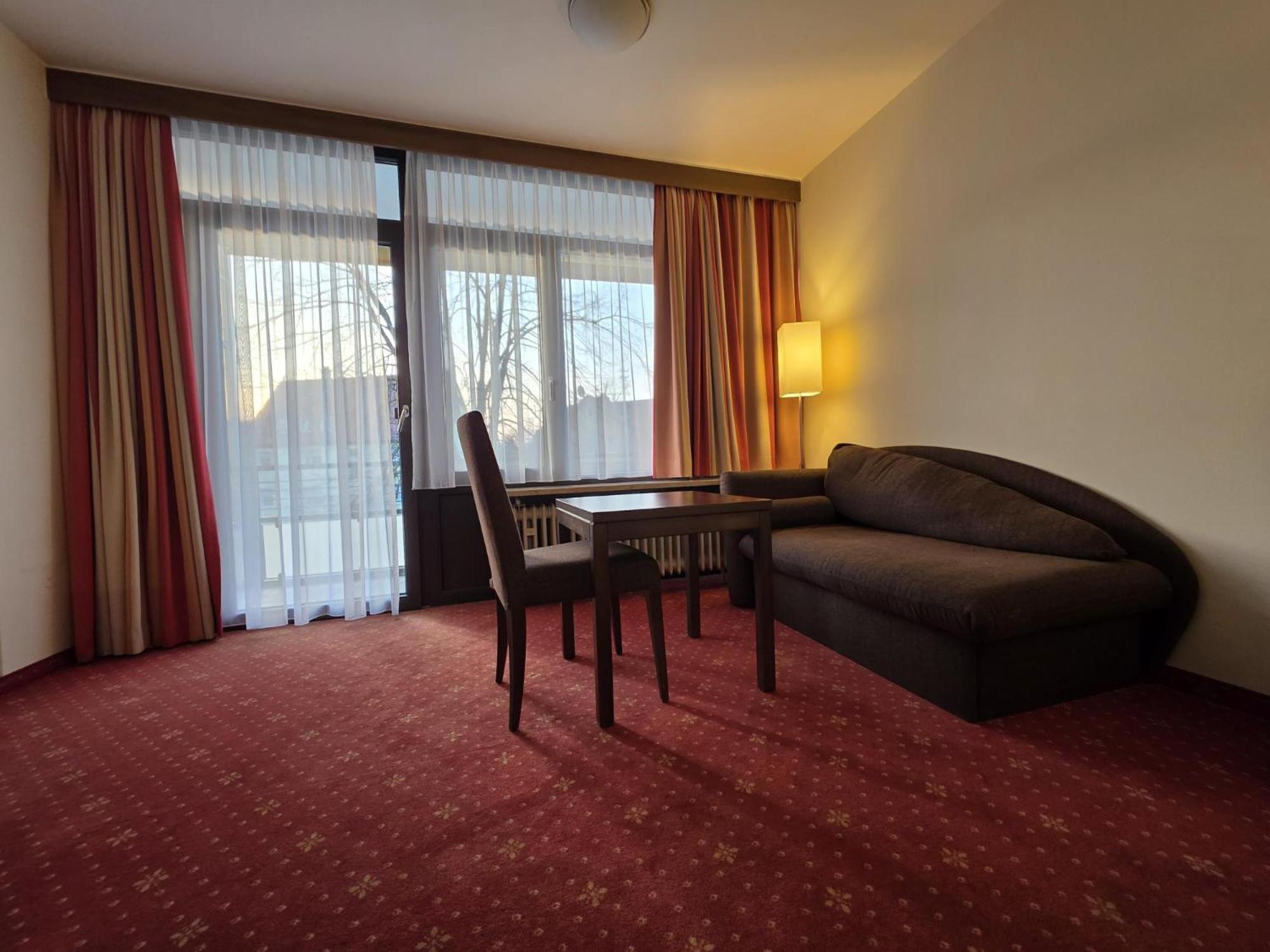 Hotel Restaurant Sonne-Post Murrhardt Экстерьер фото